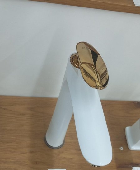 بطاريه ابيض وذهبي Deperto
